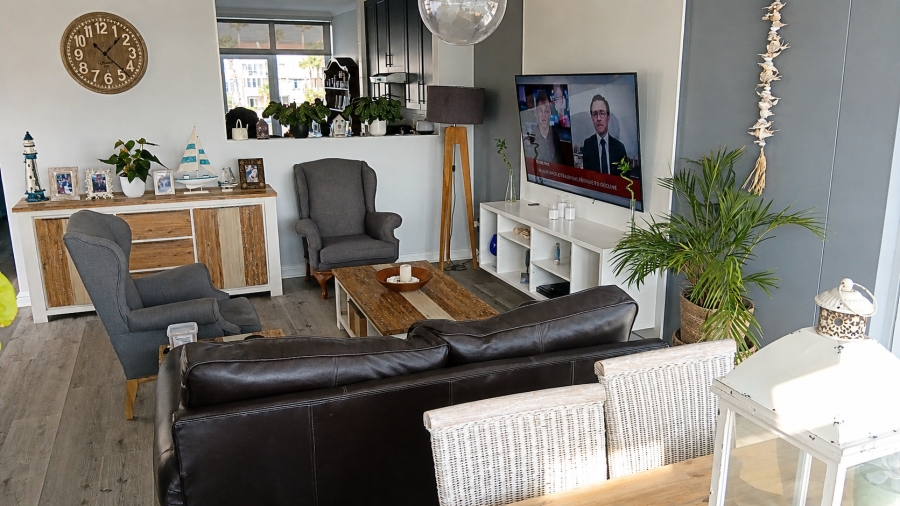 3 Bedroom Property for Sale in Harbour Island Western Cape